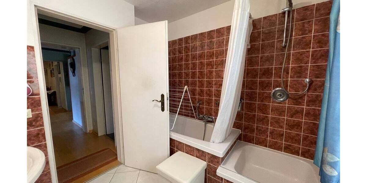 Etagenwohnung Bühl Stadtgebiet - 3 Zimmer, 106 m&sup2;, 249.000&euro; | Angebot:26053256