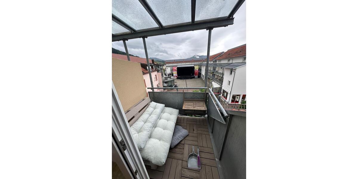 Dachgeschoßwohnung Offenburg Rammersweier - 3 Zimmer, 60 m&sup2;, 935&euro; | Angebot:26548953