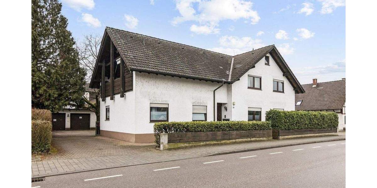 Etagenwohnung Kehl Goldscheuer - 6 Zimmer, 138 m&sup2;, 349.000&euro; | Angebot:25800585