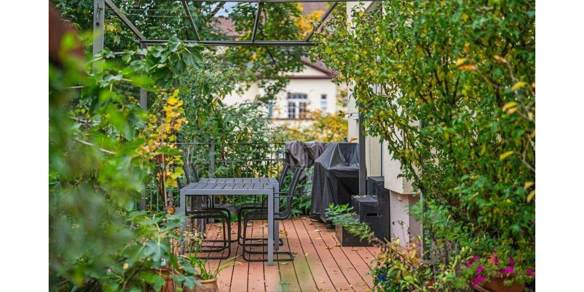 Einfamilienhaus Offenburg Stadtmitte - 1 Zimmer, 352 m&sup2;, 890.000&euro; | Angebot:25660475