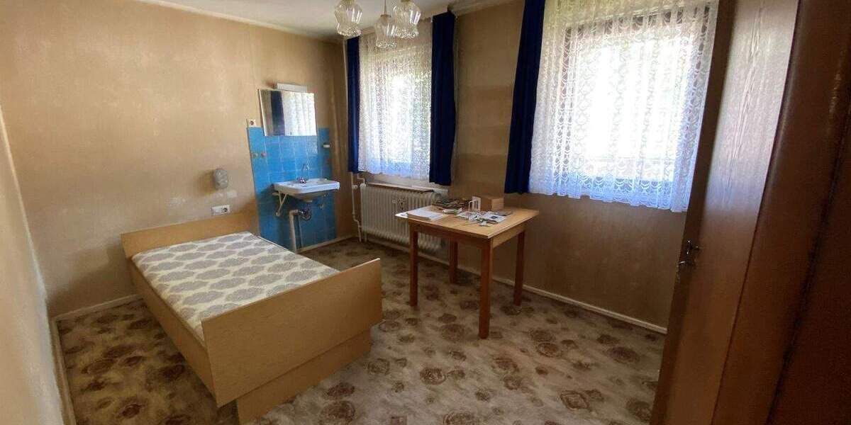 Mehrfamilienhaus, Wohnhaus Bad Peterstal-Griesbach Bad Peterstal - 9 Zimmer, 152 m&sup2;, 150.000&euro; | Angebot:25746471