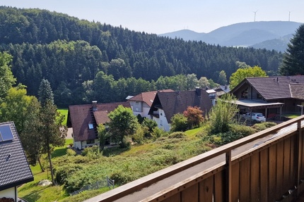 Geräumige 6 Zimmer Wohnung in einem kleinen Mehrfamilienhaus mit 3 Wohnungen in Zell am Harmersbach, - Wohnung Zell a. H. | Angebot:23243543