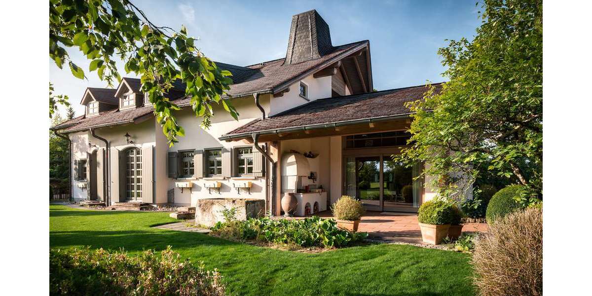 Einfamilienhaus Durbach - 8 Zimmer, 328 m&sup2;, 1.490.000&euro; | Angebot:27292593