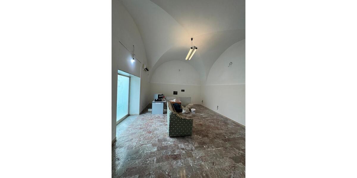 Etagenwohnung Lahr (Schwarzwald) - 2 Zimmer, 65 m&sup2;, 75.000&euro; | Angebot:26192268