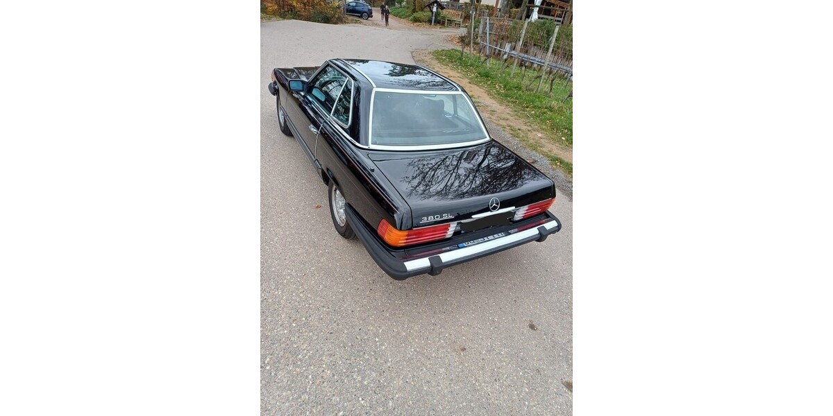 Mercedes-Benz SL 380 85.068 km 24.752 &euro; OFFENBURG 77652