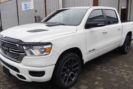 Dodge RAM 82.000 km 34.889 &euro; Lahr 77933