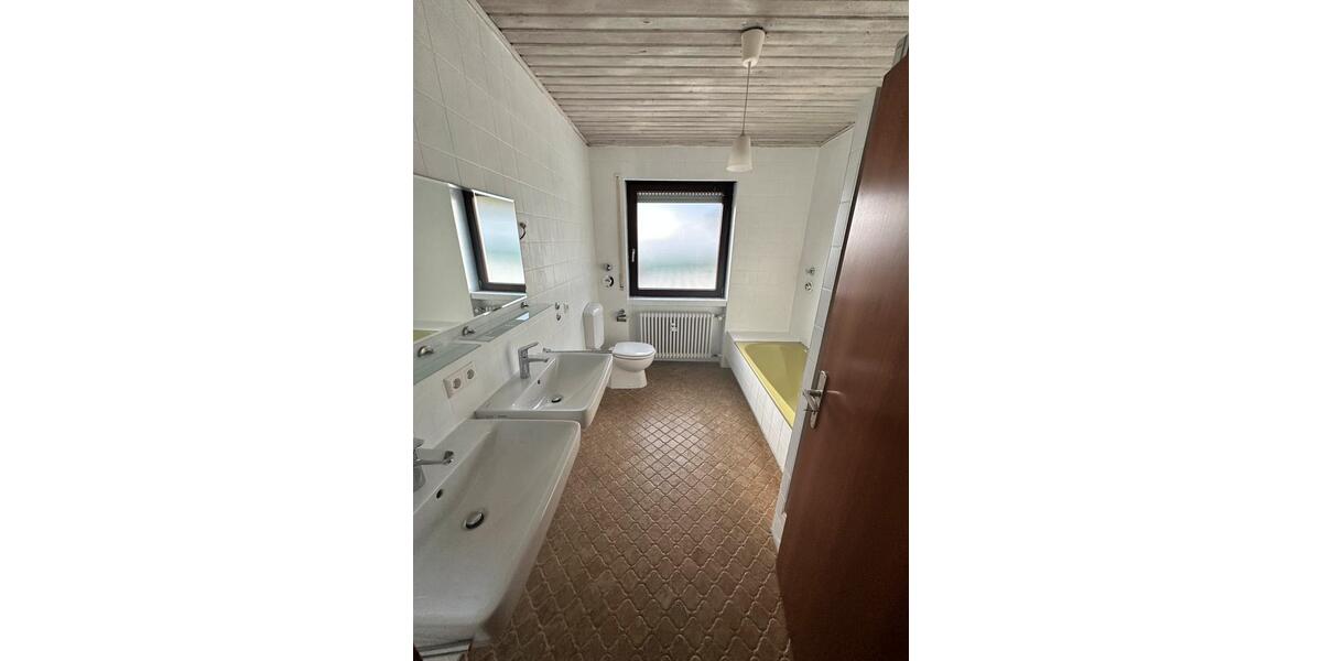 Etagenwohnung Durbach - 4.5 Zimmer, 109 m&sup2;, 890&euro; | Angebot:26001340