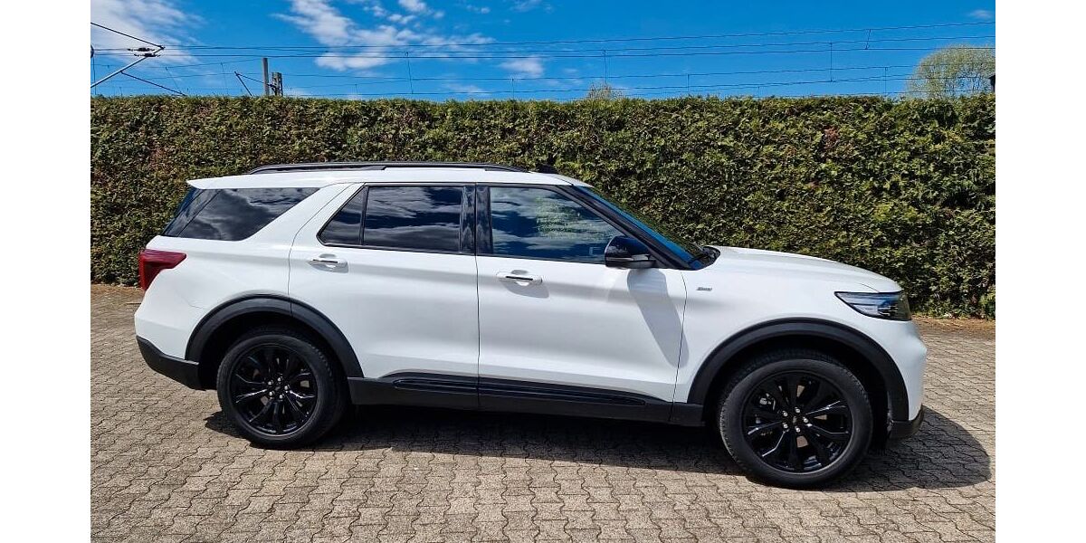 Ford Explorer 159.874 km 29.900 &euro; Renchen 77871