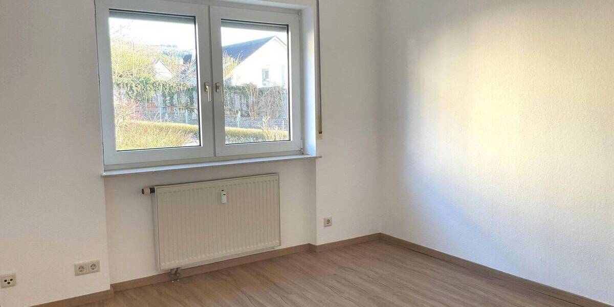 Etagenwohnung Kippenheim Schmieheim - 3 Zimmer, 83 m&sup2;, 245.000&euro; | Angebot:25879634