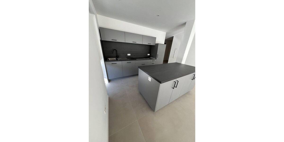 Etagenwohnung Hausach - 2 Zimmer, 80 m&sup2;, 1.200&euro; | Angebot:26840378