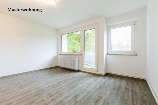 Etagenwohnung Offenburg - 3 Zimmer, 62 m&sup2;, 552&euro; | Angebot:25881282