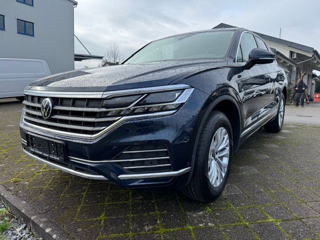 VW Touareg 63.065 km 46.900 &euro; Sasbach 77880