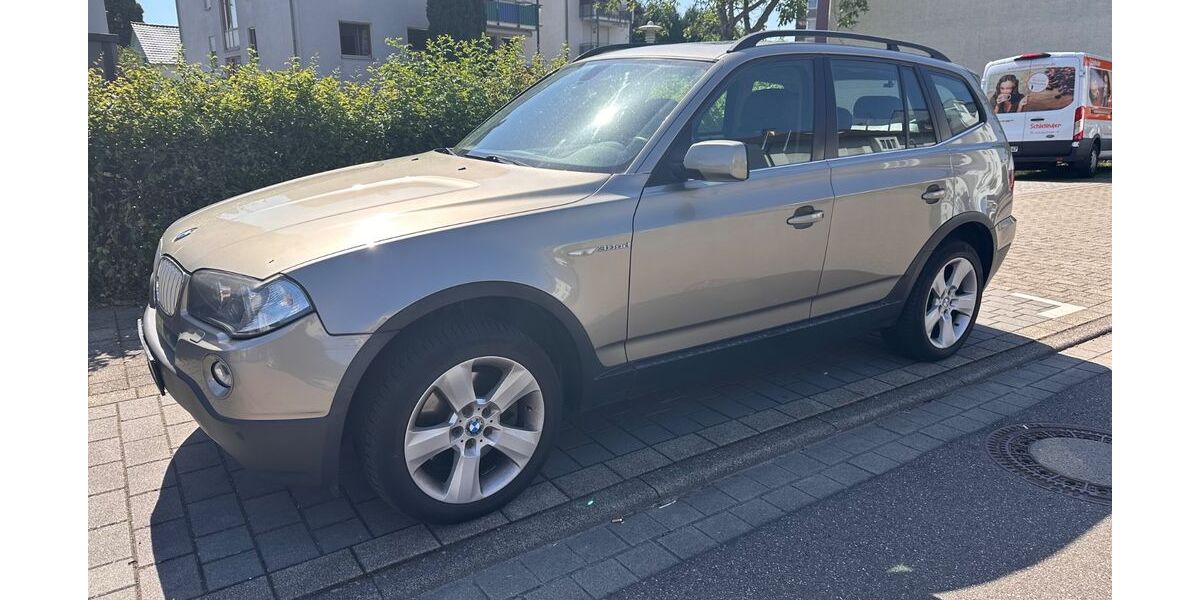 BMW X3 226.000 km 9.000 &euro; Offenburg 77656