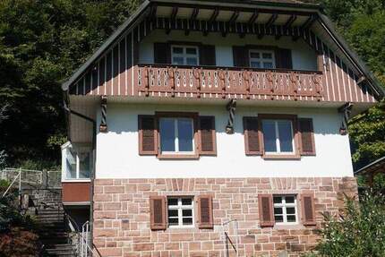 Haus Oberharmersbach - 6 Zimmer, 160 m&sup2;, 330.000&euro; | Angebot:25774651