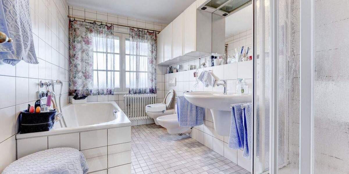 Einfamilienhaus Lahr/Schwarzwald Lahr - 8 Zimmer, 258 m&sup2;, 795.000&euro; | Angebot:25706383