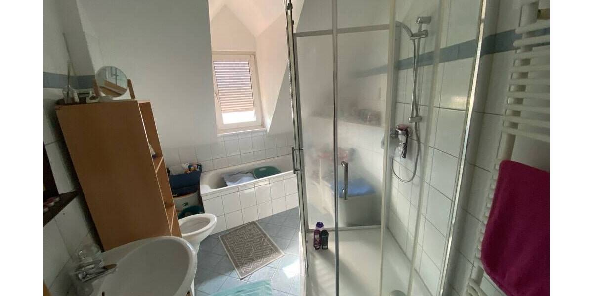 Etagenwohnung Offenburg Nordoststadt - 3 Zimmer, 77 m&sup2;, 275.000&euro; | Angebot:25984257