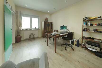 Haus Gengenbach - 7 Zimmer, 250 m&sup2;, 749.000&euro; | Angebot:25552775