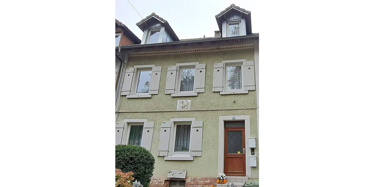 Reihenmittelhaus Lahr - 5 Zimmer, 143 m&sup2;, 297.000&euro; | Angebot:25703645