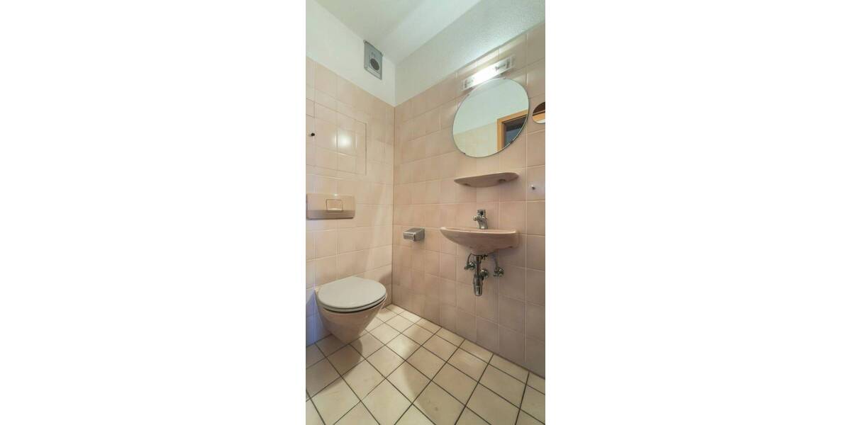 Etagenwohnung Lahr - 6 Zimmer, 222 m&sup2;, 465.000&euro; | Angebot:26641776