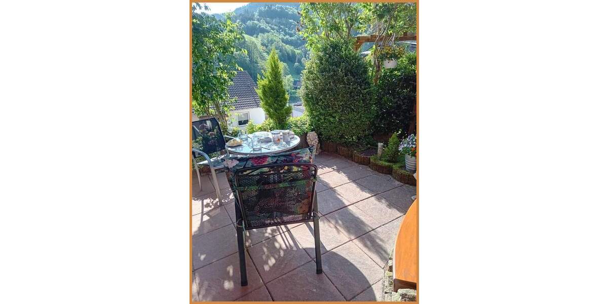 Etagenwohnung Bad Peterstal-Griesbach / Bad Griesbach Bad Griesbach - 2 Zimmer, 66 m&sup2;, 129.000&euro; | Angebot:25689019