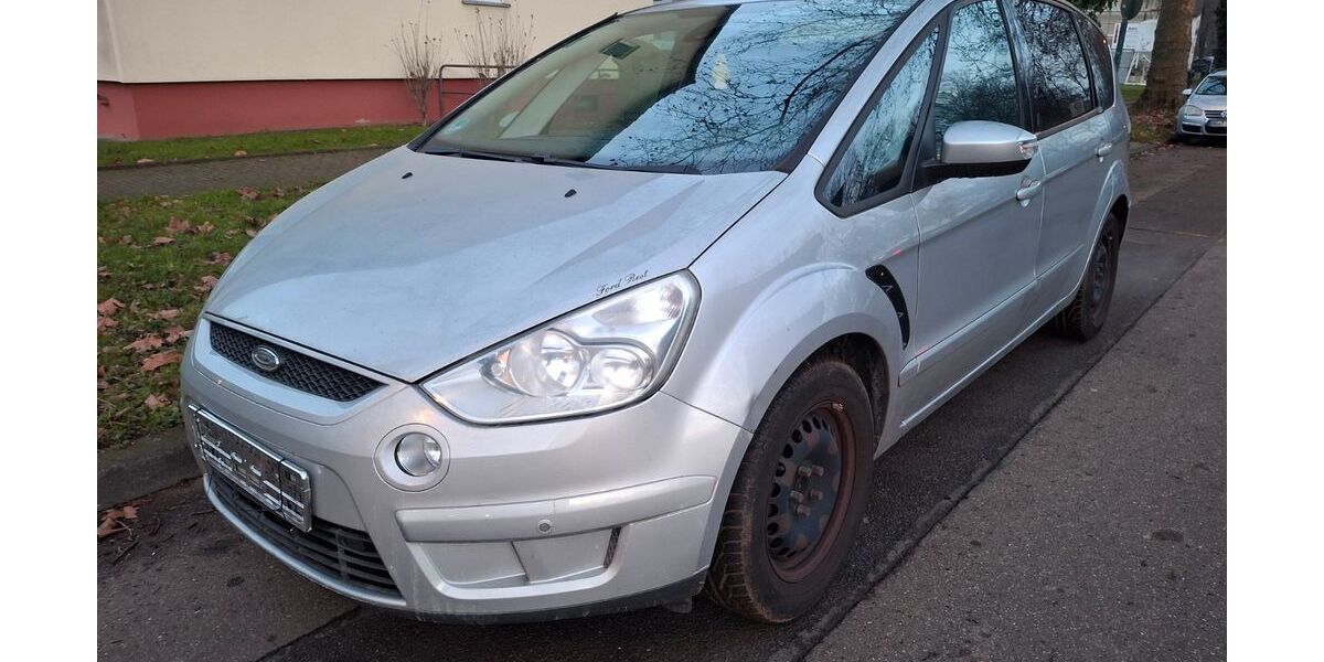 Ford S-Max 249.000 km 2.200 &euro; Lahr 77933