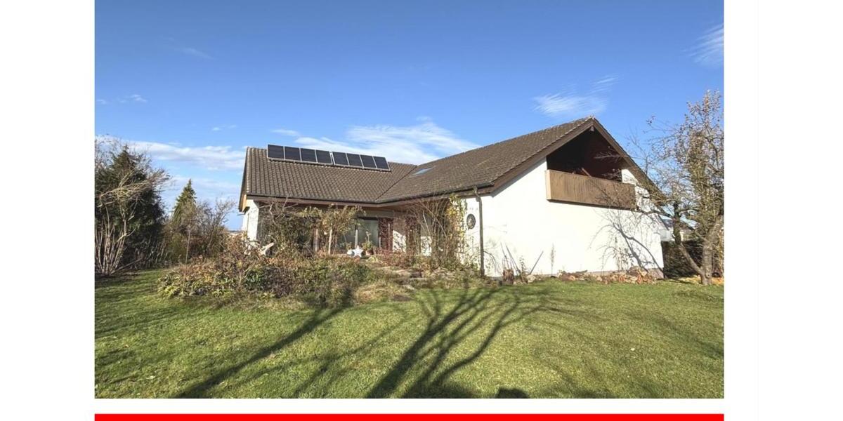 Dachgeschoßwohnung Offenburg - 4 Zimmer, 110 m&sup2;, 1.250&euro; | Angebot:25333085