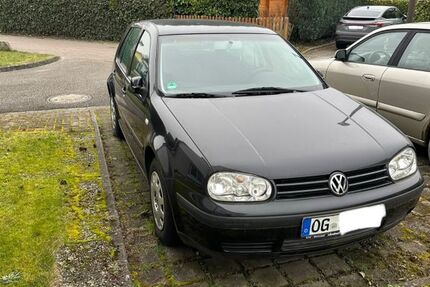 VW Golf 94.610 km 2.500 &euro; Willstätt 77731