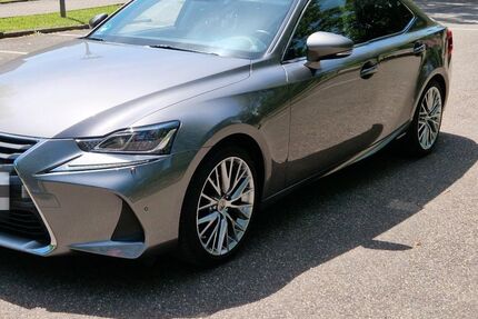 Lexus IS 300 65.500 km 23.750 &euro; Lahr 77933