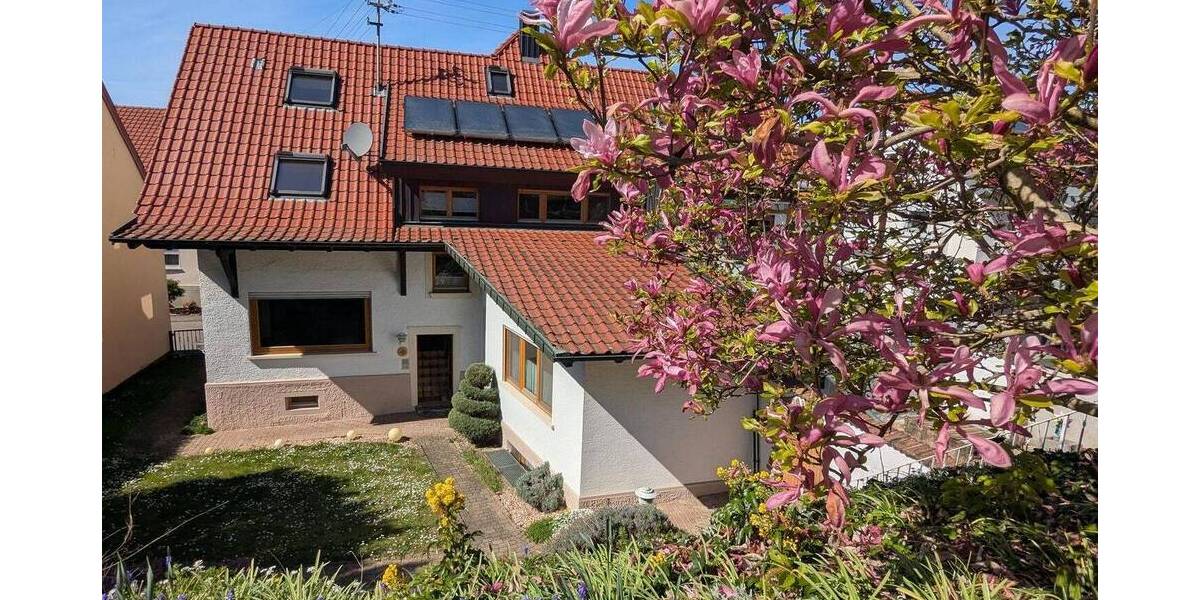 Mehrfamilienhaus, Wohnhaus Hohberg Hofweier - 7 Zimmer, 208 m&sup2;, 520.000&euro; | Angebot:26379812