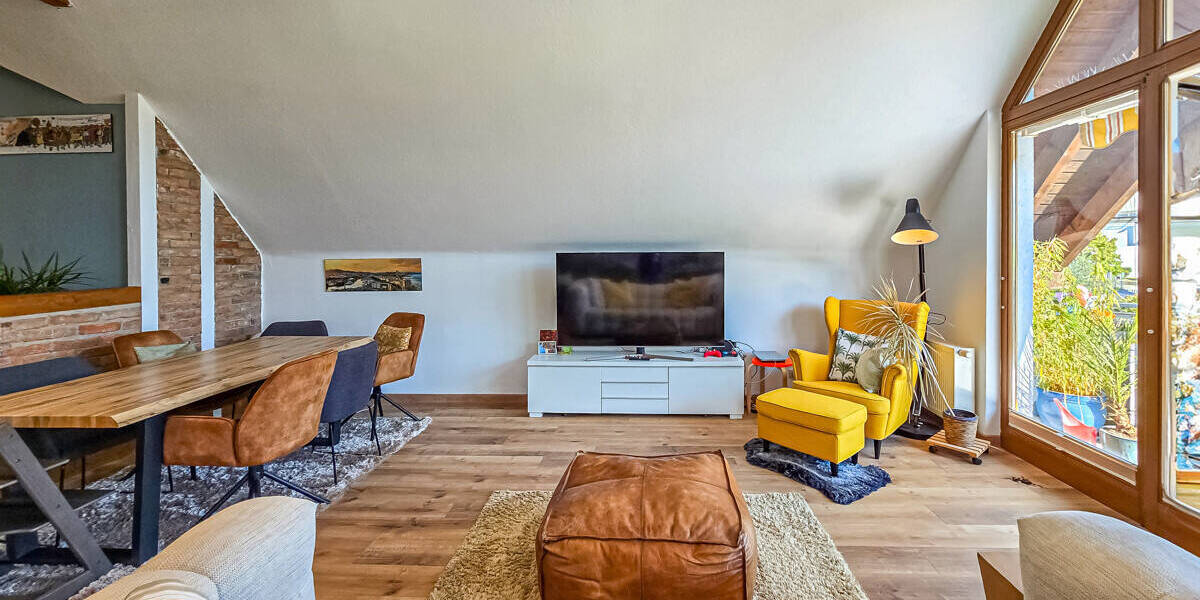 Etagenwohnung Kehl - 4 Zimmer, 120 m&sup2;, 349.000&euro; | Angebot:25694415