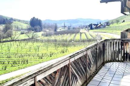 Wohnung Oberkirch - 3 Zimmer, 90 m&sup2;, 683&euro; | Angebot:25373377