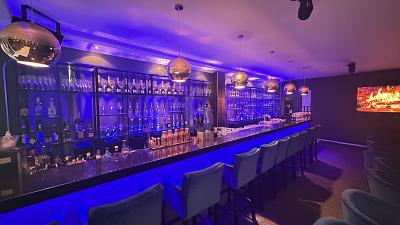 BAR, TERRASSE & PROFIKÜCHE FÜR ANLEGER - Gewerbeobjekt Offenburg Elgersweier | Angebot:27257993