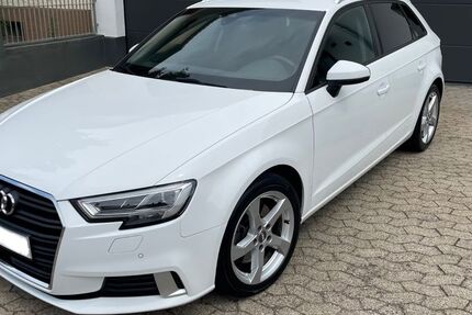 Audi A3 142.000 km 17.950 &euro; Kehl 77694