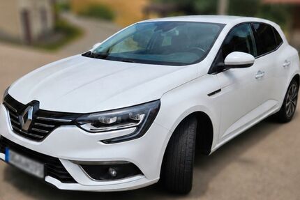 Renault Megane 132.000 km 8.000 &euro; Mühlenbach 77796