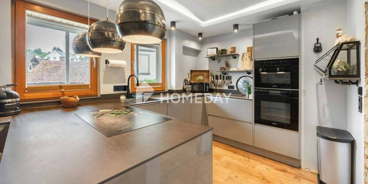 Mehrfamilienhaus, Wohnhaus Lahr/Schwarzwald Lahr - 6 Zimmer, 130 m&sup2;, 330.000&euro; | Angebot:26657354