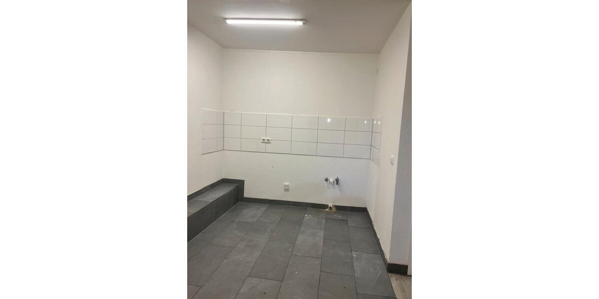 Gewerbeobjekt Rheinau - 700&euro; | Angebot:25989933