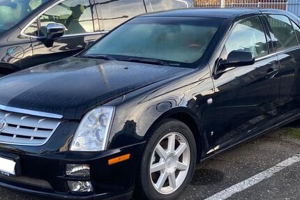 Cadillac STS 72.000 km 5.950 &euro; Lahr 77933