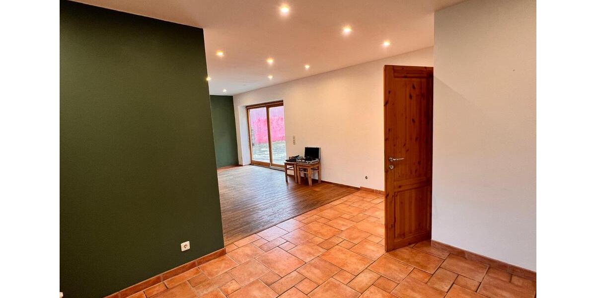 Einfamilienhaus Lahr (Schwarzwald) - 4 Zimmer, 163 m&sup2;, 470.000&euro; | Angebot:25612439