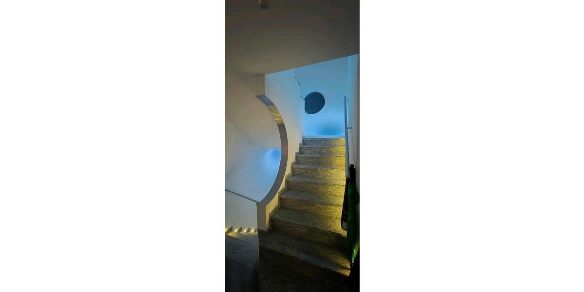 Dachgeschoßwohnung Rust - 3 Zimmer, 90 m&sup2;, 1.770&euro; | Angebot:26040745