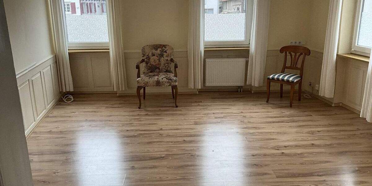 Mehrfamilienhaus, Wohnhaus Friesenheim - 6 Zimmer, 150 m&sup2;, 275.000&euro; | Angebot:25696768