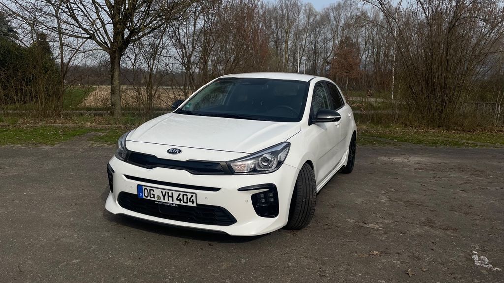 Kia Rio 53.000 km 14.999 &euro; Achern 77855