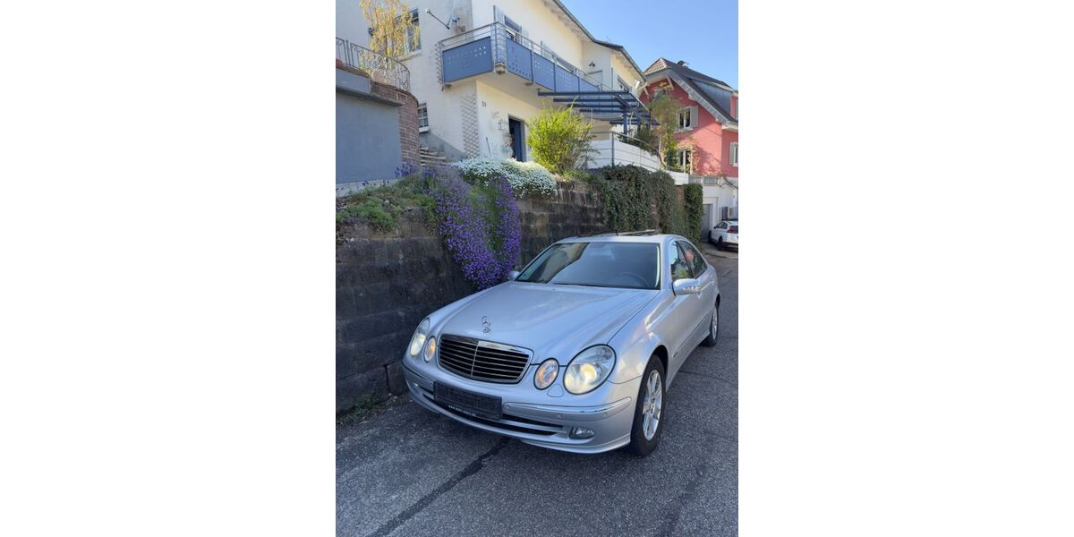 Mercedes-Benz E 350 208.000 km 6.490 &euro; Bühlertal 77830