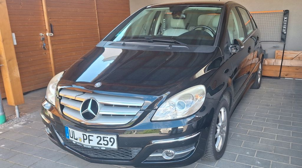 Mercedes-Benz B 180 184.000 km 4.900 &euro; Oberkirch 77704