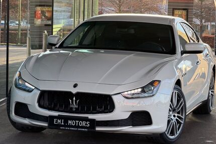 Maserati Ghibli 62.000 km 25.900 &euro; Offenburg- Zunsweier 77656