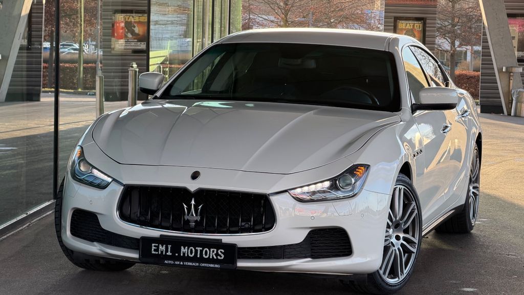 Maserati Ghibli 62.000 km 25.900 &euro; Offenburg- Zunsweier 77656