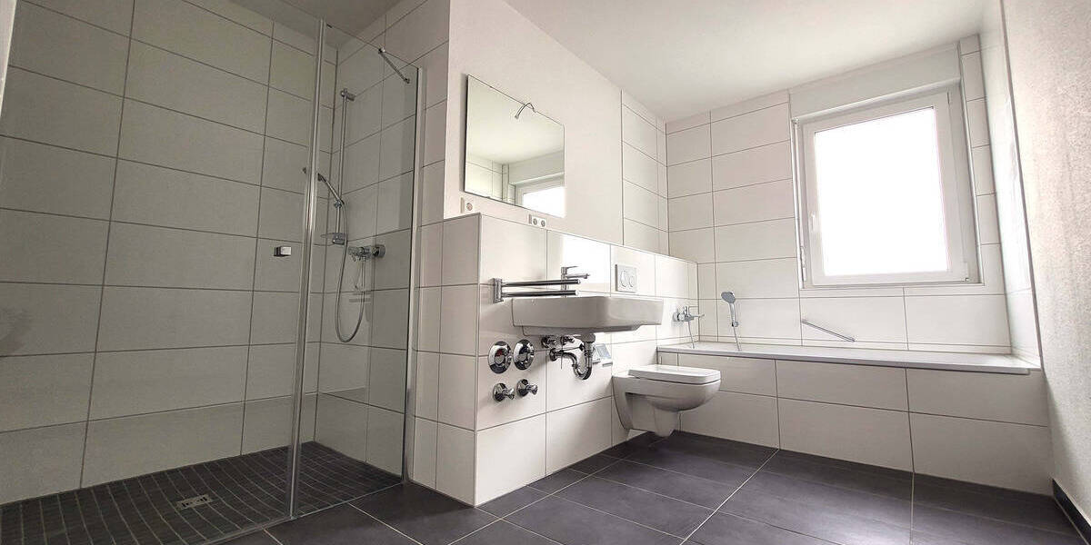 Etagenwohnung Kehl - 3 Zimmer, 85 m&sup2;, 940&euro; | Angebot:26160302