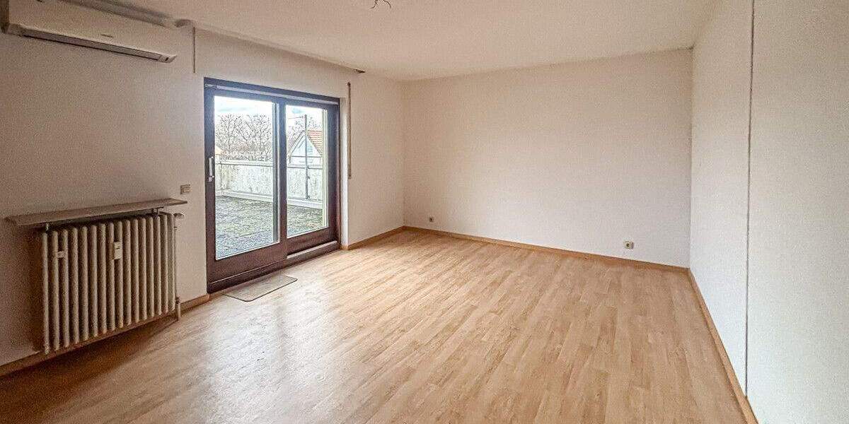 Etagenwohnung Kehl - 3 Zimmer, 110 m&sup2;, 1.000&euro; | Angebot:25820428