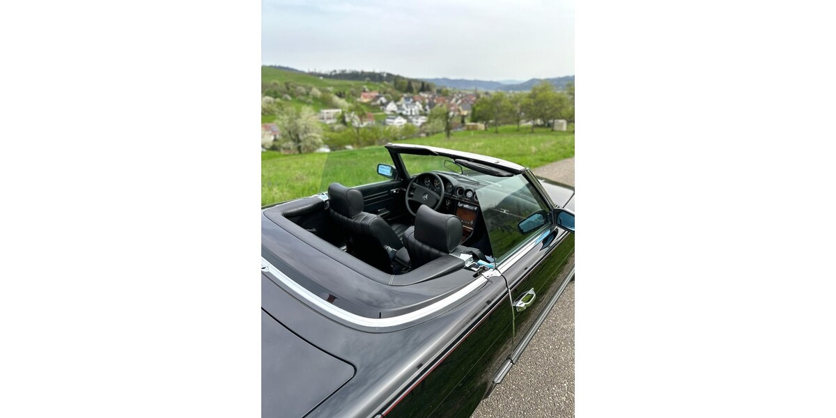 Mercedes-Benz SL 380 85.068 km 24.752 &euro; OFFENBURG 77652