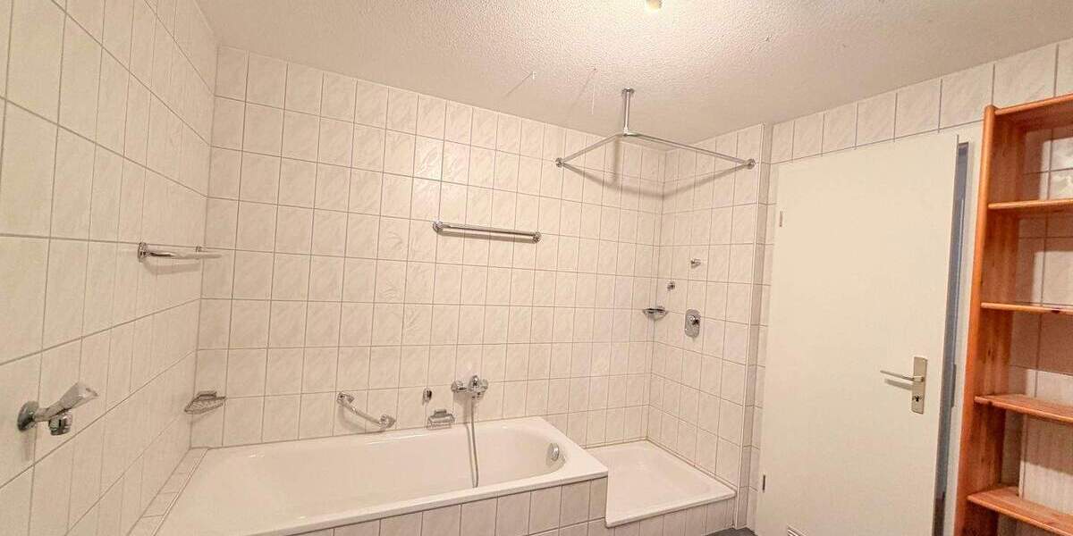 Etagenwohnung Ettenheim - 3 Zimmer, 92 m&sup2;, 900&euro; | Angebot:25703765