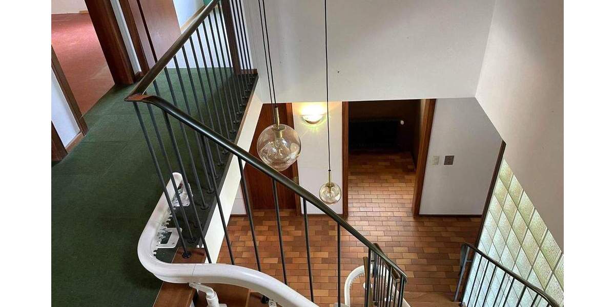 Einfamilienhaus Offenburg Zell-Weierbach - 6 Zimmer, 170 m&sup2;, 480.000&euro; | Angebot:25703651